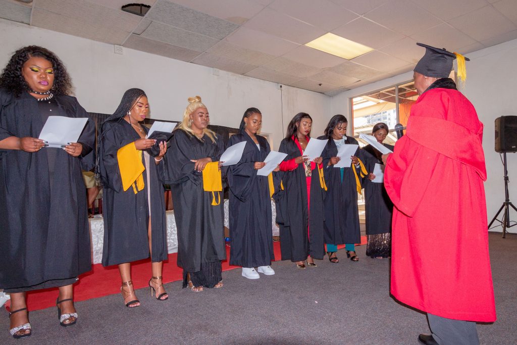 Healthcare graduates take the pledge